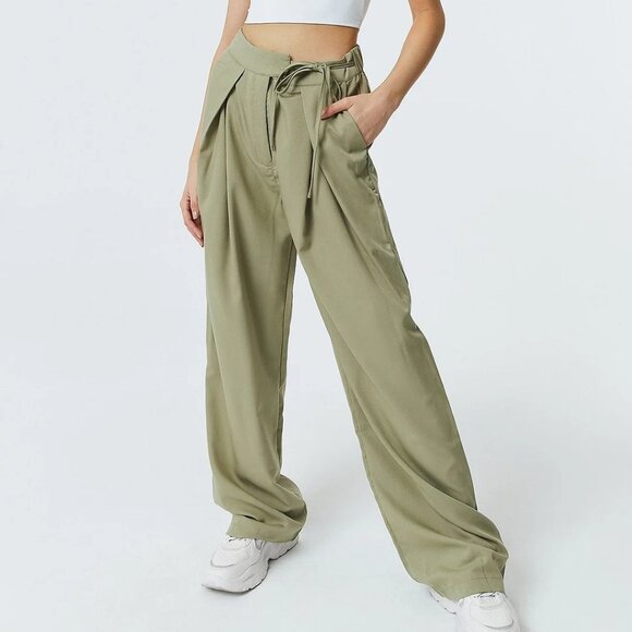 Solado Drawstring Ruched Solid Casual Pants Green size medium NWT - Picture 1 of 9